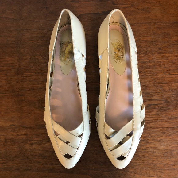 *SOLD* G.H. Bass mini wedge flats - Picture 2 of 4